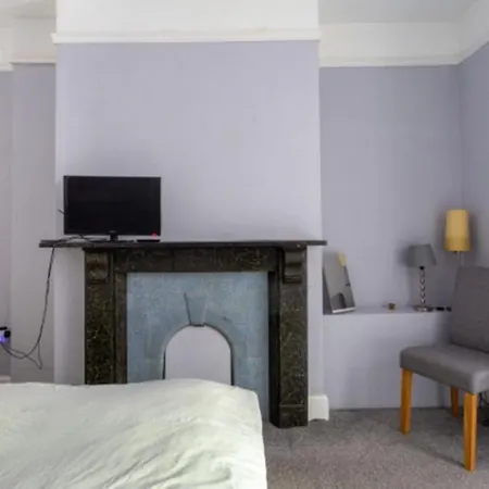 Bridport Garden Suite Exterior photo